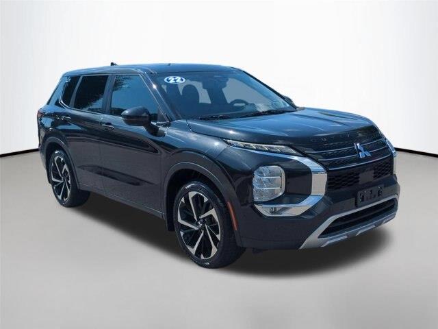 2022 Mitsubishi Outlander - $16,995