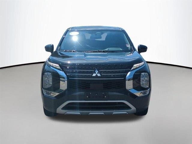 2022 Mitsubishi Outlander - $16,995