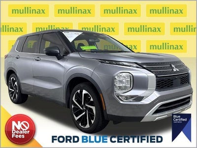 Photo of a 2022 Mitsubishi Outlander SE 4DR SUV for sale
