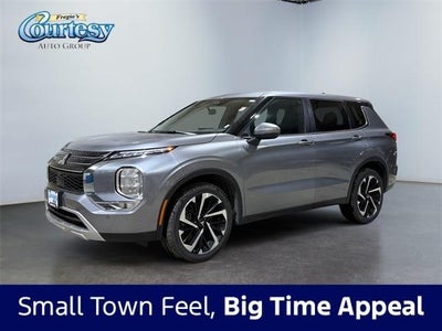Photo of a 2023 Mitsubishi Outlander SE 4DR SUV for sale