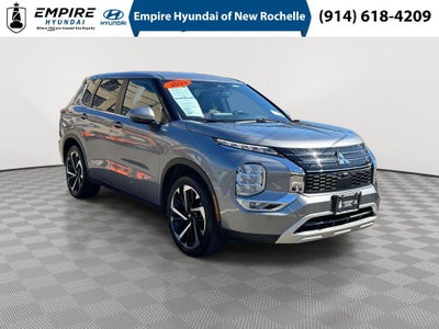 Photo of a 2023 Mitsubishi Outlander SE 4DR SUV for sale