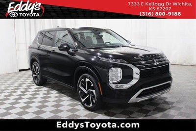 Photo of a 2023 Mitsubishi Outlander SE Special Edition 4DR SUV for sale