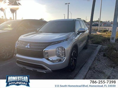 Photo of a 2023 Mitsubishi Outlander SE 4DR SUV for sale