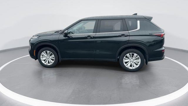 2025 Mitsubishi Outlander ES