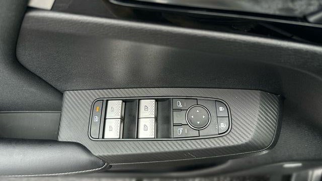 2025 Mitsubishi Outlander ES