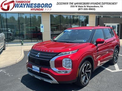 Photo of a 2023 Mitsubishi Outlander SE 4DR SUV for sale