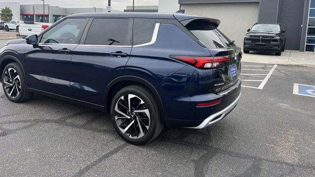 2022 Mitsubishi Outlander SE