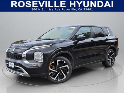 Photo of a 2022 Mitsubishi Outlander SE 4DR SUV for sale