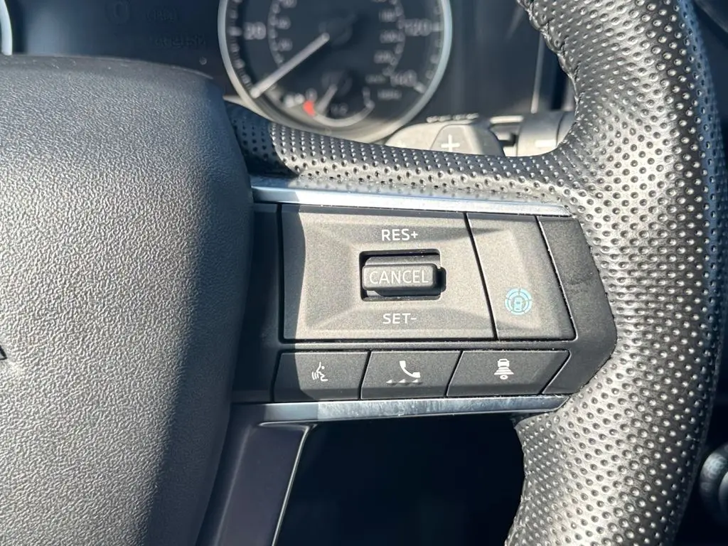 2023 Mitsubishi Outlander - $21,999