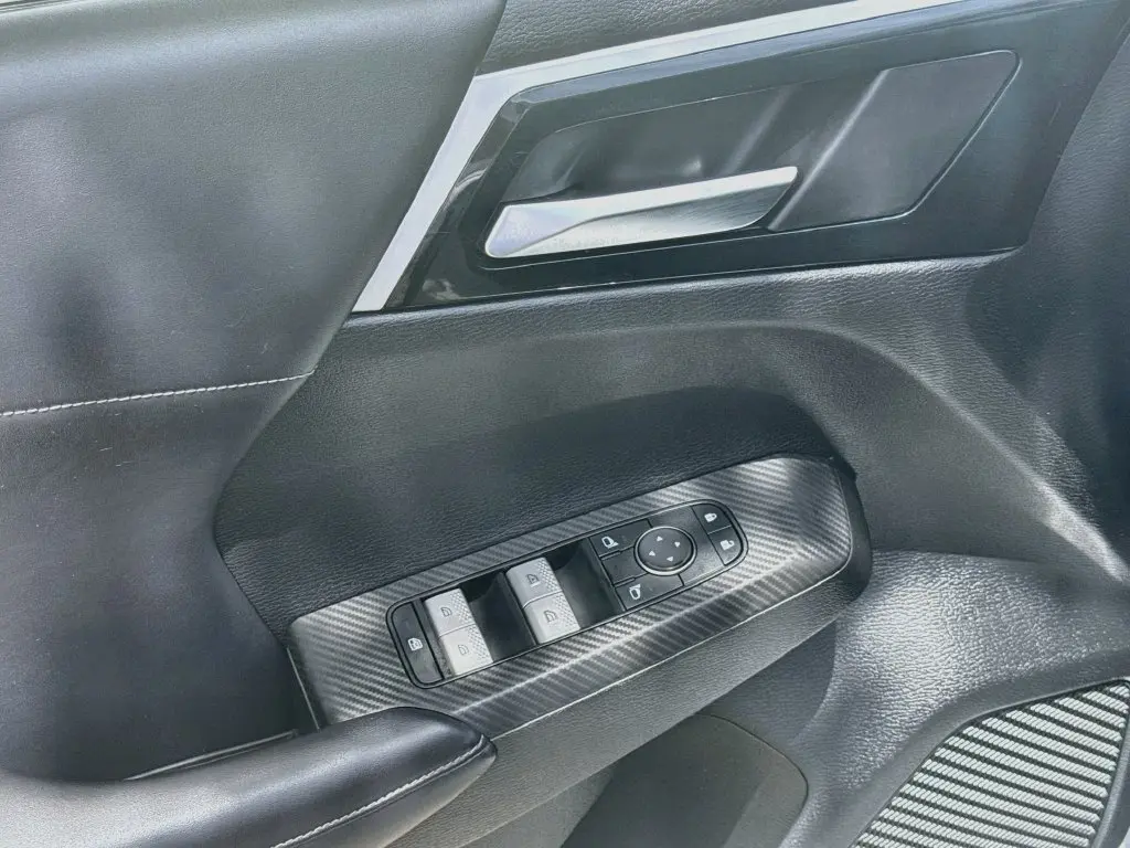 2022 Mitsubishi Outlander - $17,948
