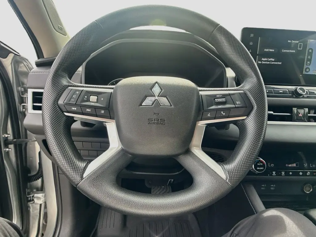 2025 Mitsubishi Outlander - $26,702
