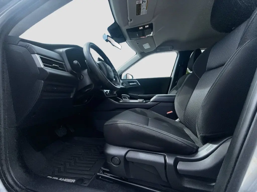 2025 Mitsubishi Outlander - $26,702