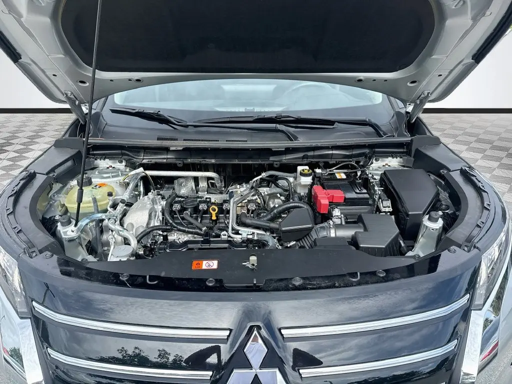 2025 Mitsubishi Outlander - $26,702