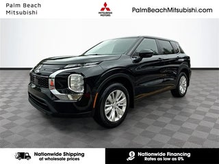 2025 Mitsubishi Outlander with Labrador Black Pearl Exterior