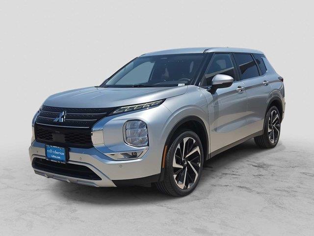 2022 Mitsubishi Outlander - $15,988