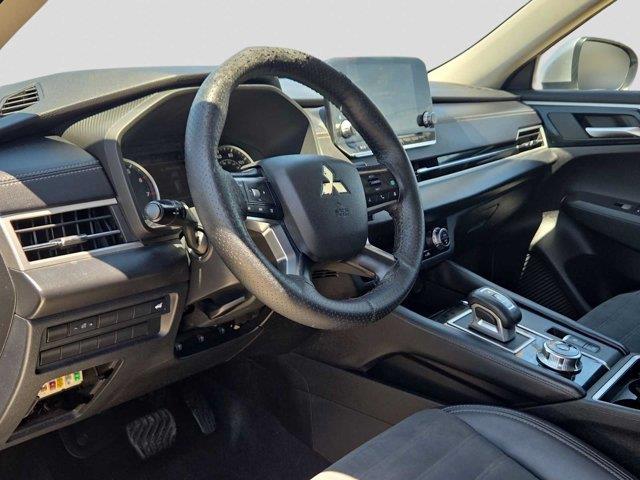 2022 Mitsubishi Outlander - $15,988
