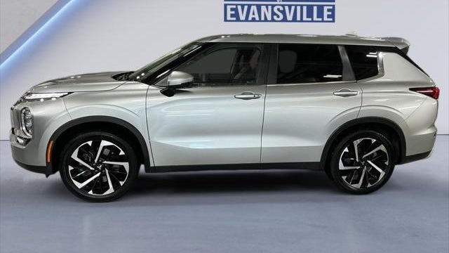 2022 Mitsubishi Outlander SE