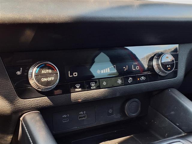 2022 Mitsubishi Outlander - $15,435