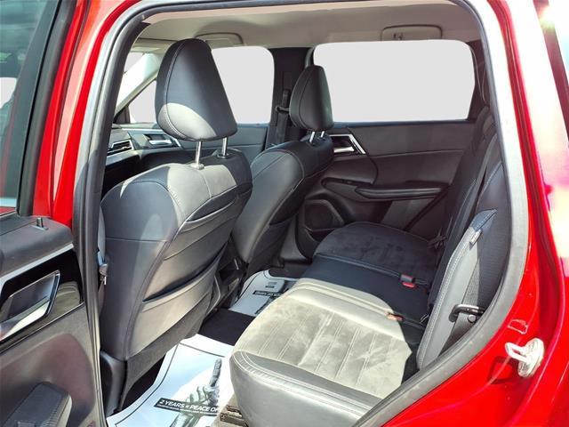 2022 Mitsubishi Outlander - $15,435