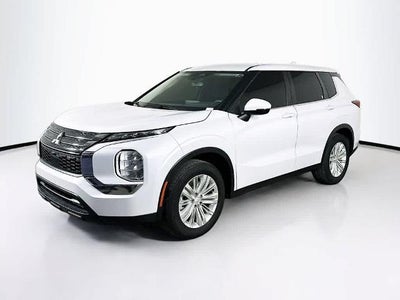 2024 Mitsubishi Outlander ES 4DR SUV