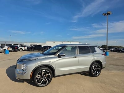 2022 Mitsubishi Outlander SE 4DR SUV