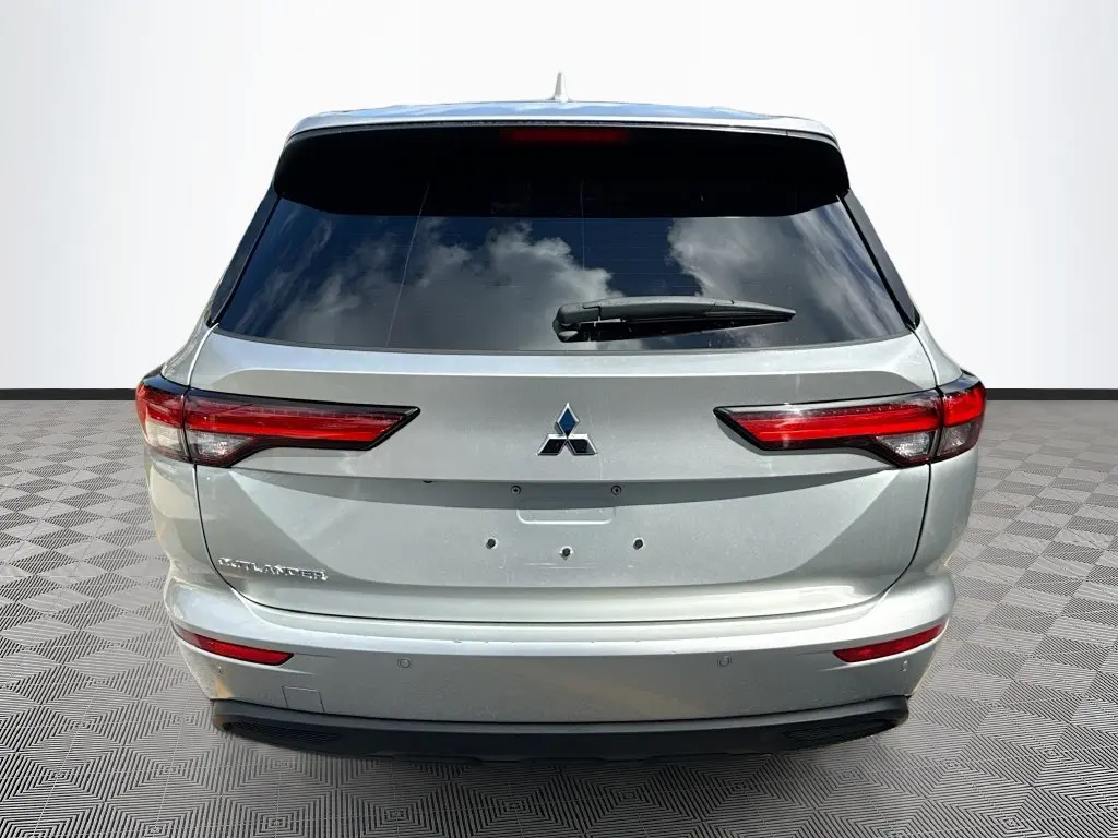 2024 Mitsubishi Outlander - $19,034