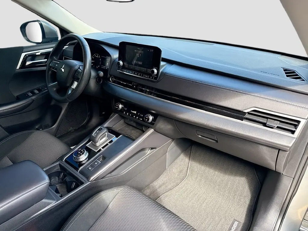 2024 Mitsubishi Outlander - $19,034