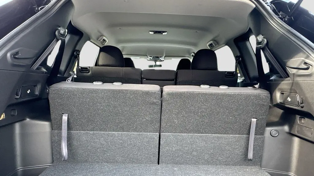 2025 Mitsubishi Outlander ES