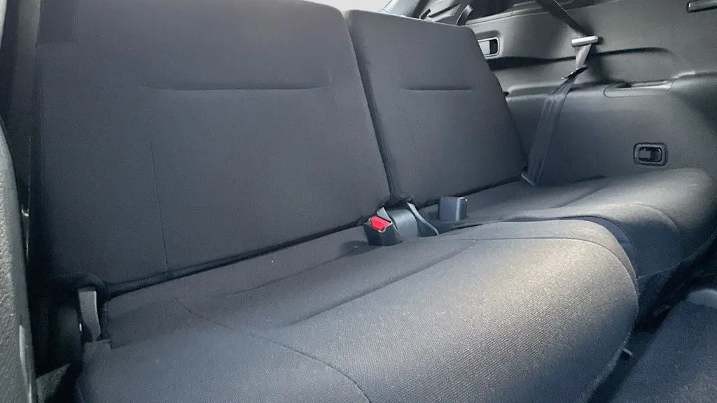 2025 Mitsubishi Outlander ES