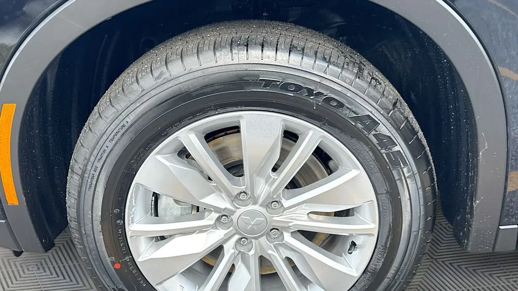 2025 Mitsubishi Outlander ES