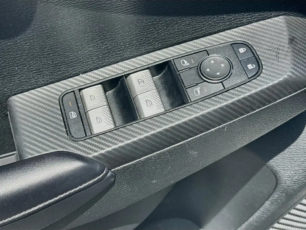 2025 Mitsubishi Outlander - $25,952