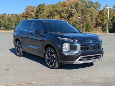 Photo of a 2024 Mitsubishi Outlander SE 4DR SUV for sale