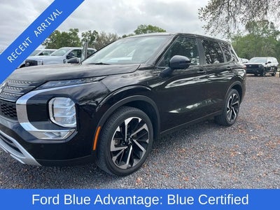 Photo of a 2024 Mitsubishi Outlander SE 4DR SUV for sale