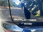 2024 Outlander Thumbnail 10
