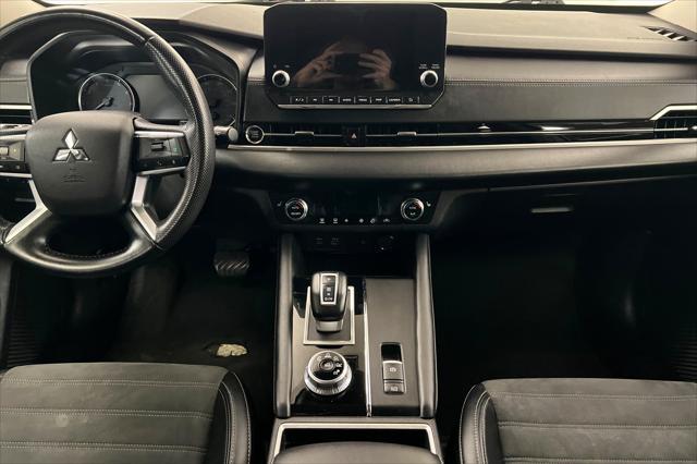 2024 Mitsubishi Outlander - $18,999