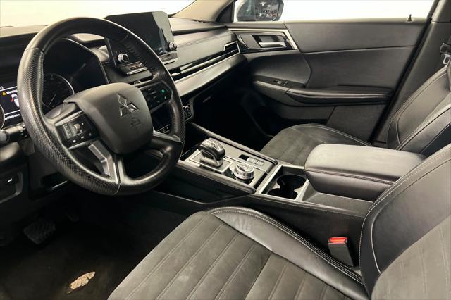 2024 Mitsubishi Outlander - $18,999