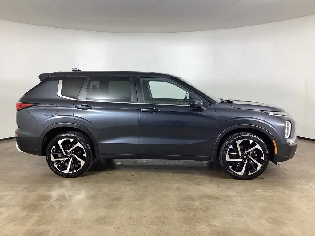 2024 Mitsubishi Outlander - $22,977