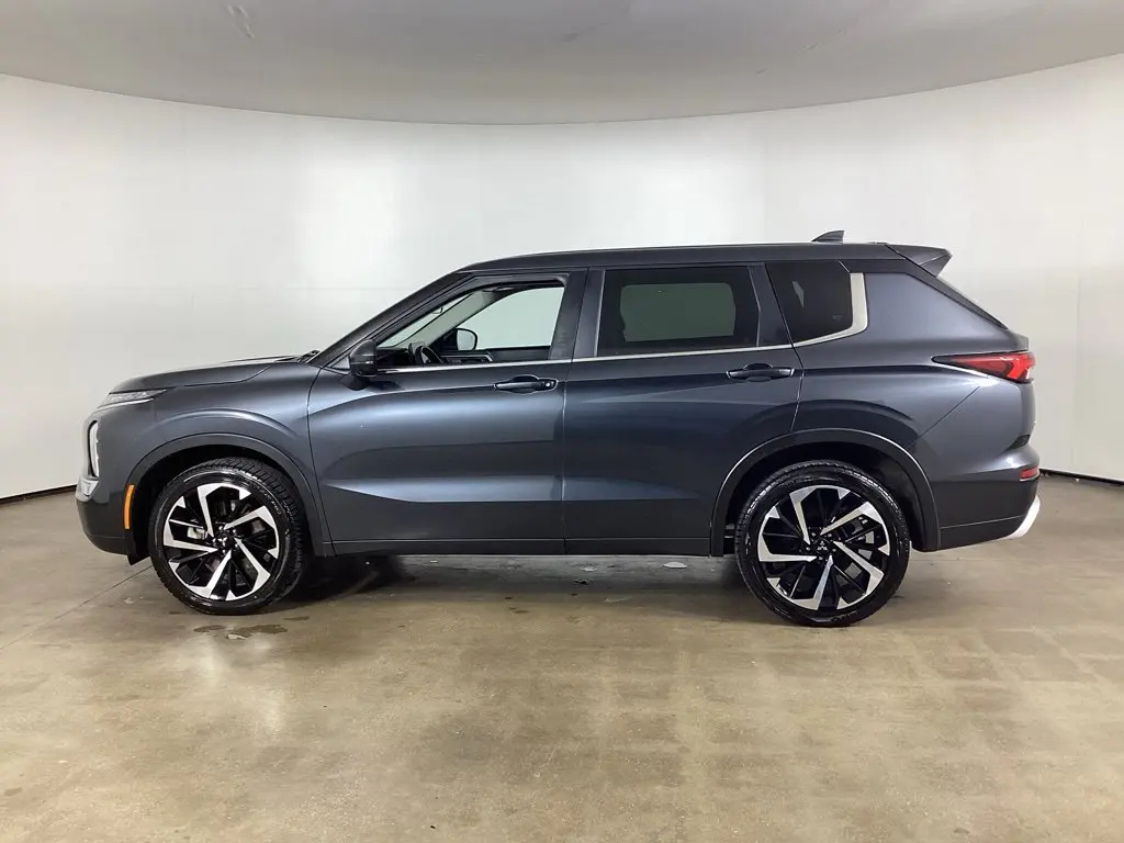 2024 Mitsubishi Outlander - $22,977