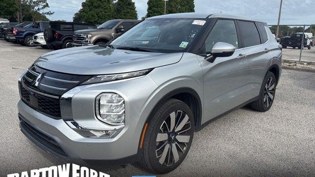 Preowned 2025 Mitsubishi Outlander SE for Sale