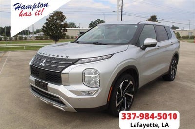 Photo of a 2024 Mitsubishi Outlander SE 4DR SUV for sale