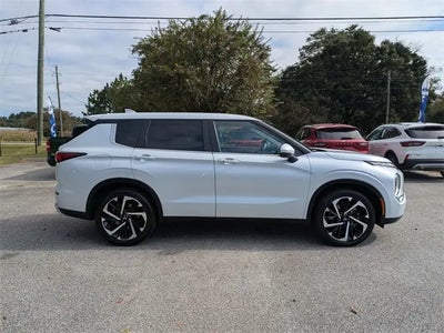 Photo of a 2024 Mitsubishi Outlander SE 4DR SUV for sale