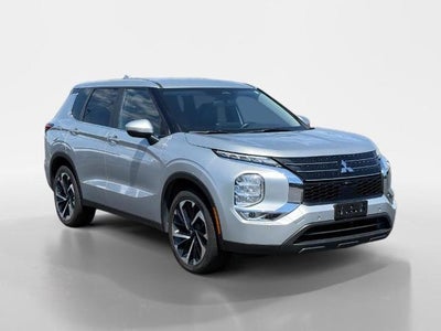 2024 Mitsubishi Outlander SE 4DR SUV