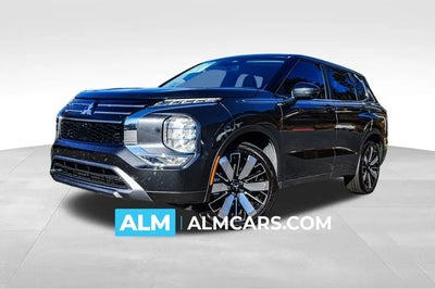 Photo of a 2025 Mitsubishi Outlander SE 4DR SUV for sale