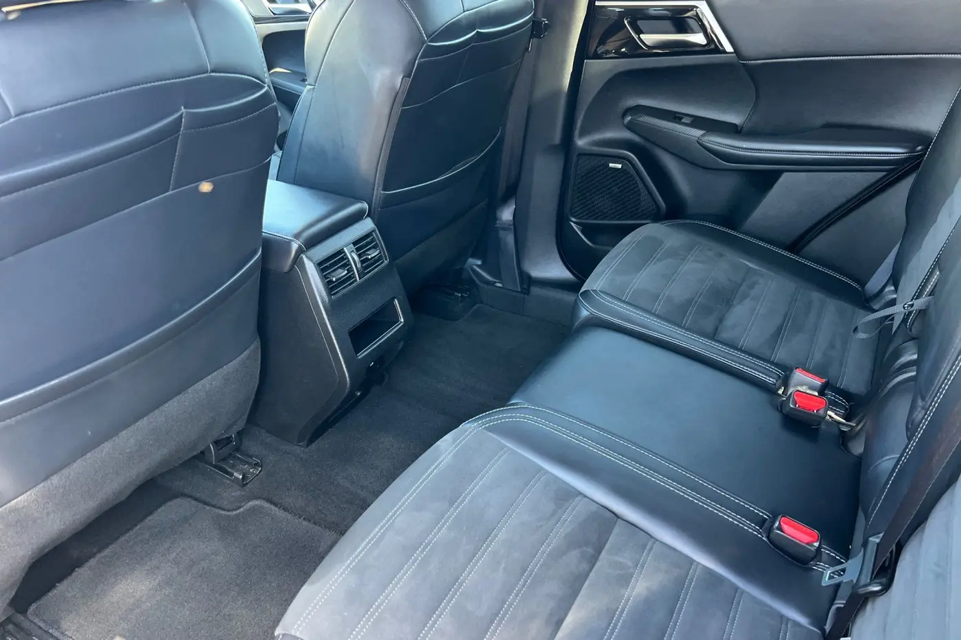 2025 Mitsubishi Outlander - $23,500