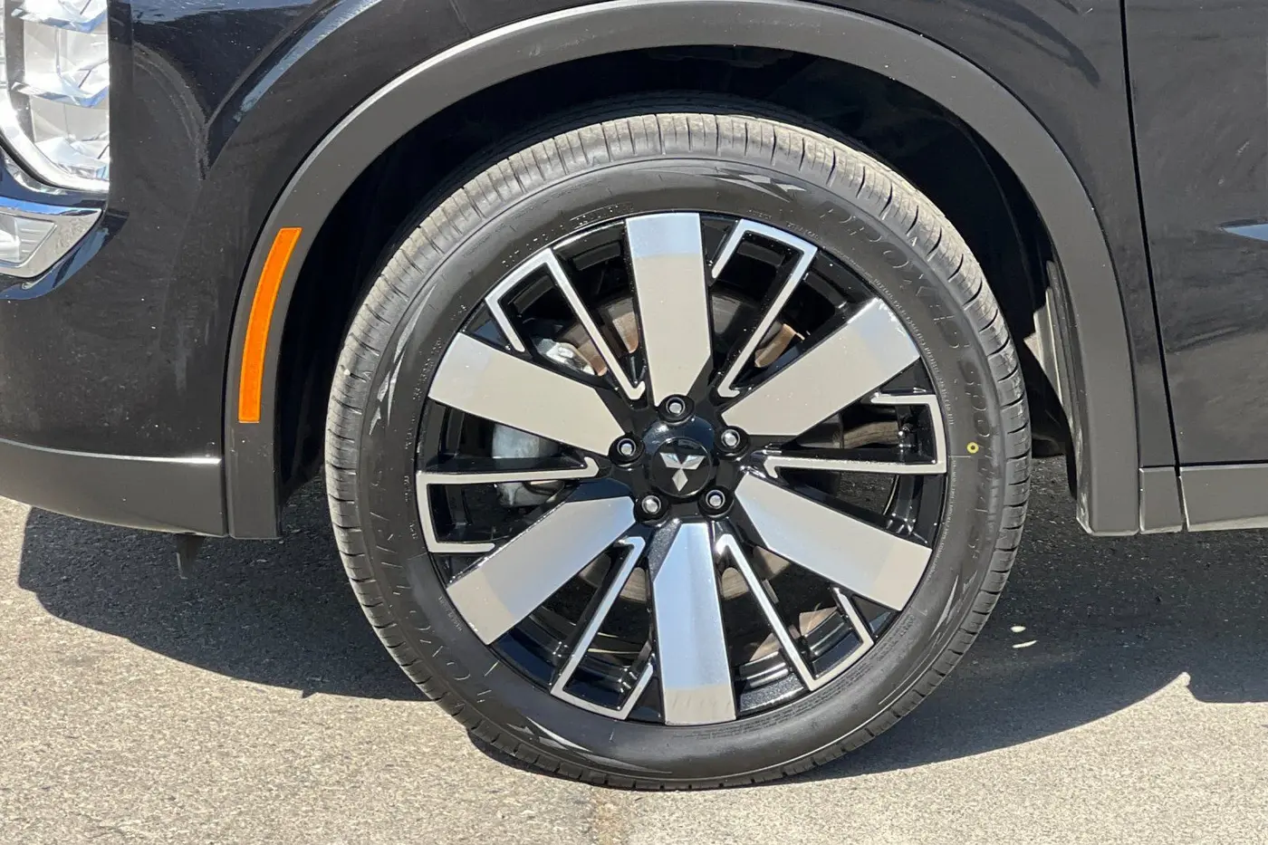 2025 Mitsubishi Outlander - $23,500