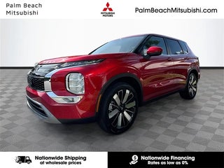 2025 Mitsubishi Outlander with Red Diamond Exterior
