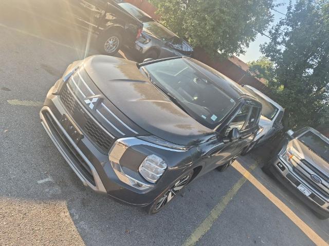 2025 Mitsubishi Outlander - $24,500