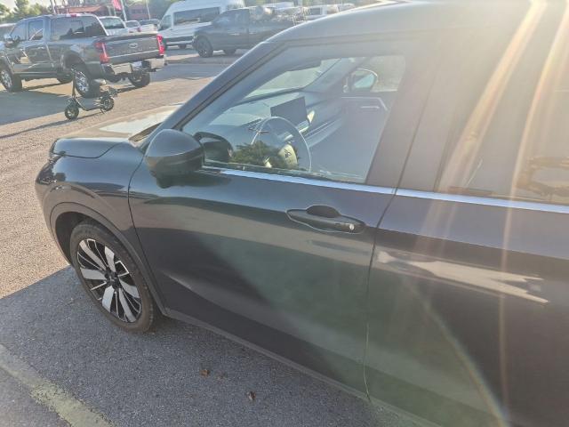 2025 Mitsubishi Outlander - $24,500