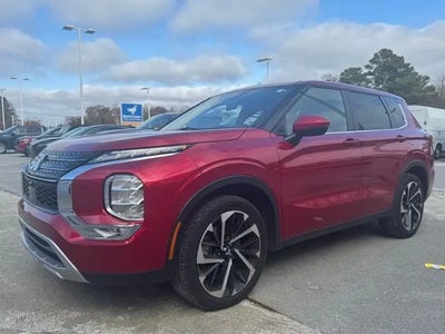 Photo of a 2024 Mitsubishi Outlander SE 4DR SUV for sale