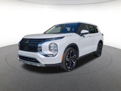 Photo of a 2024 Mitsubishi Outlander SE 4DR SUV for sale
